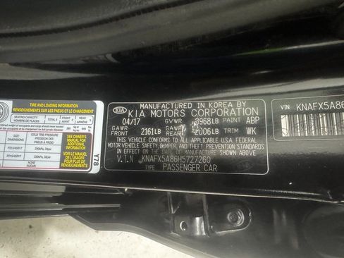 Used 2017 Kia Forte EX image 43