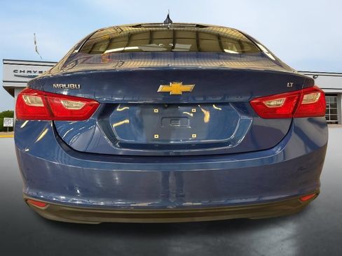 Used 2023 Chevrolet Malibu LT FWD image 4