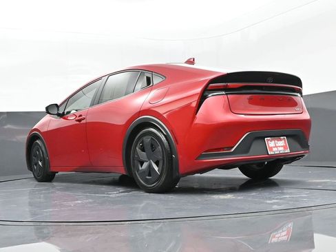 Used 2024 Toyota Prius LE image 34