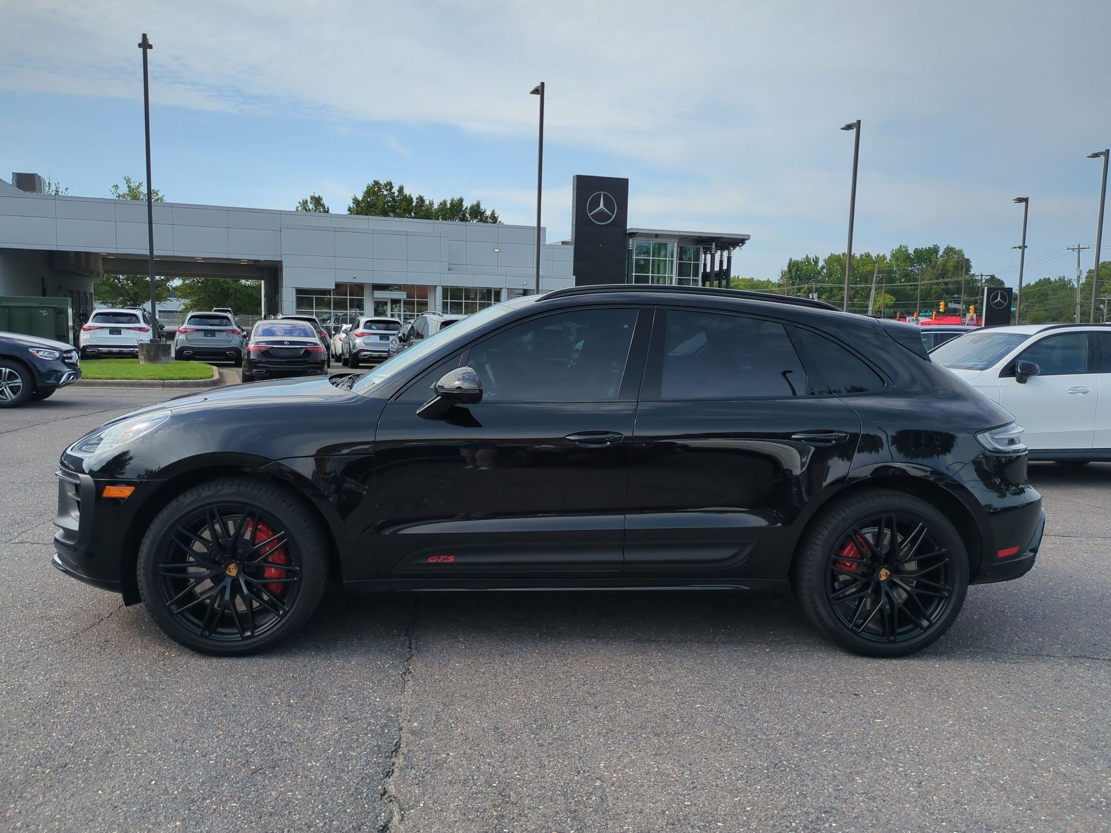 Used 2026 Porsche Macan GTS AWD/4WD image 6