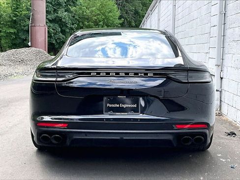 Certified 2023 Porsche Panamera 4 Platinum Edition AWD/4WD image 9