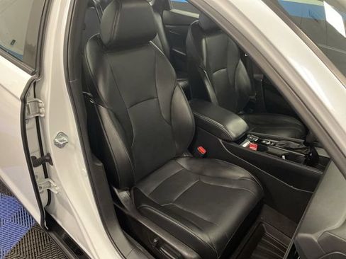 Used 2023 Honda Accord Sport image 24