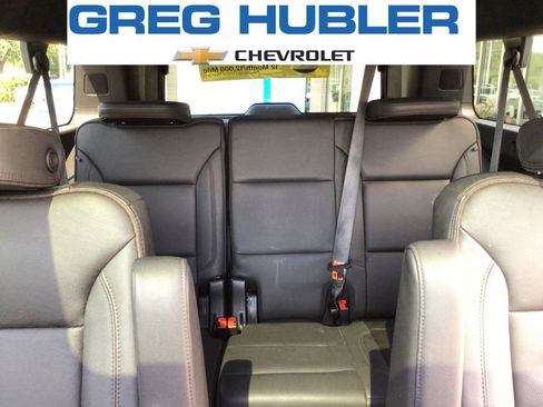 Used 2023 Chevrolet Suburban High Country AWD/4WD image 37
