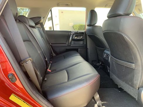 Used 2024 Toyota 4Runner TRD Off-Road Premium image 25