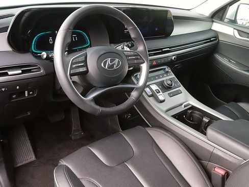 Used 2025 Hyundai Palisade SEL image 11