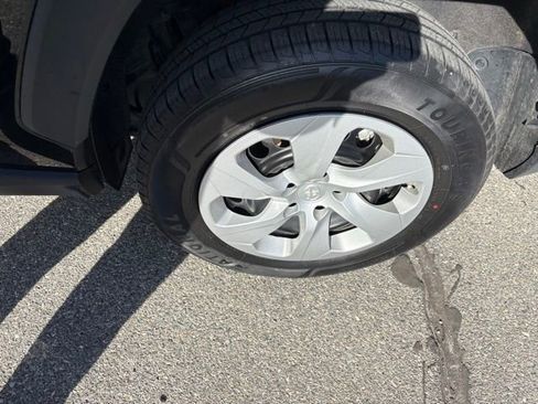 Used 2024 Toyota RAV4 LE image 9