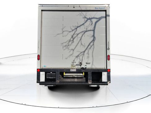 Used 2024 Ford E-350 and Econoline 350 Super Duty w/ Power Windows & Locks Group RWD image 4