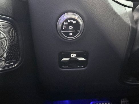 Used 2024 Mercedes-Benz GLC 300 image 26