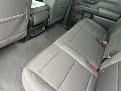 Used 2023 Chevrolet Silverado 1500 Custom image 11