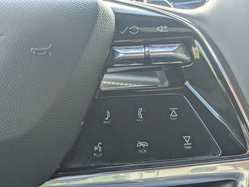 Used 2025 Cadillac Escalade Premium Luxury w/ Touring Package AWD/4WD image 25