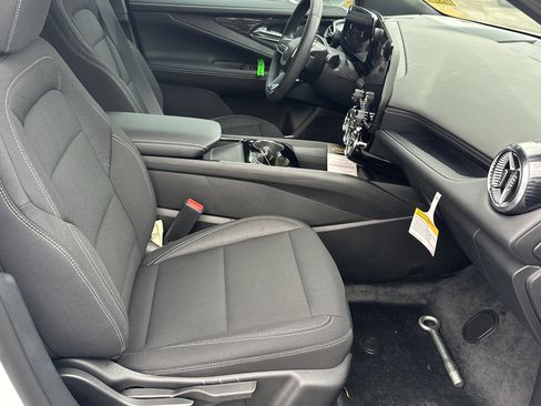 New 2026 Chevrolet Blazer EV LT image 13