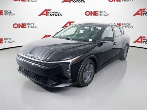 Used 2025 Kia K4 FWD image 3