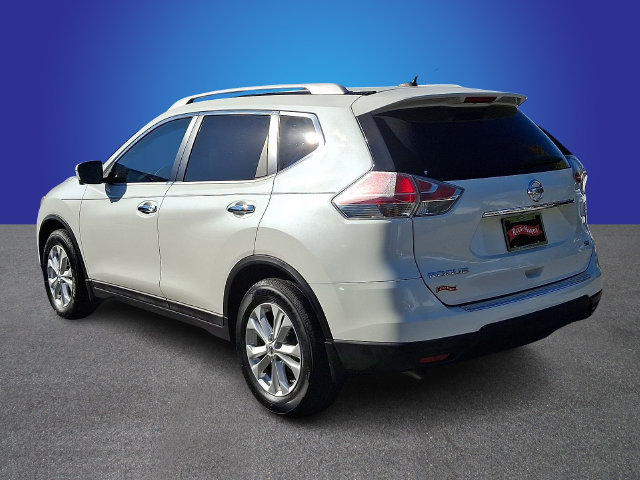 Used 2015 Nissan Rogue SV w/ SV Premium Package FWD image 5