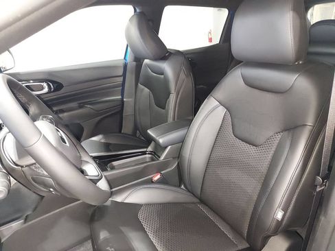 New 2026 Jeep Compass Latitude AWD/4WD image 17