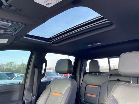 Used 2020 GMC Sierra 1500 AT4 w/ Off-Road Performance Package image 17