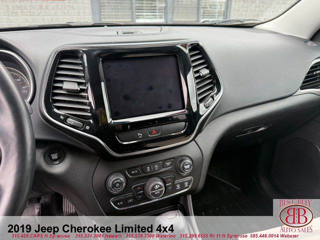 Used 2019 Jeep Cherokee Limited AWD/4WD image 18