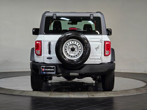 New 2025 Ford Bronco 4-Door image 8