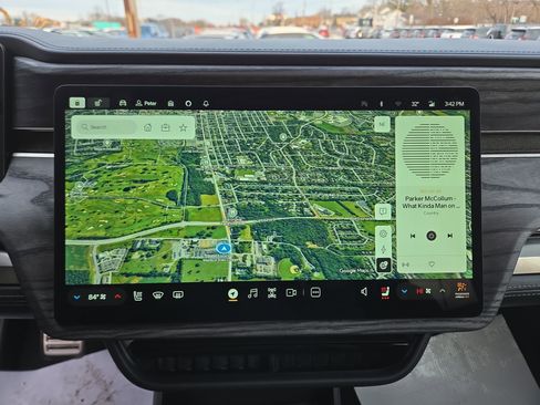 Used 2023 Rivian R1T Adventure image 26