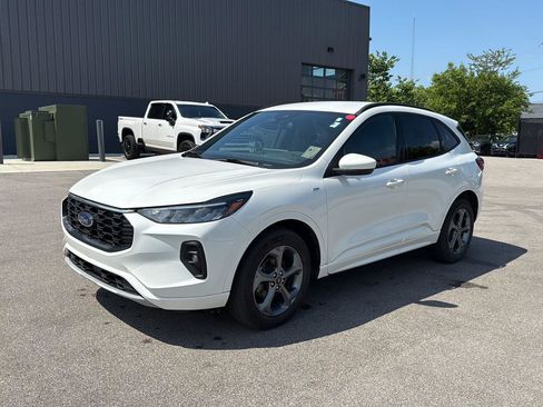 Used 2023 Ford Escape ST-Line Select w/ Tech Pack #1 AWD/4WD image 7