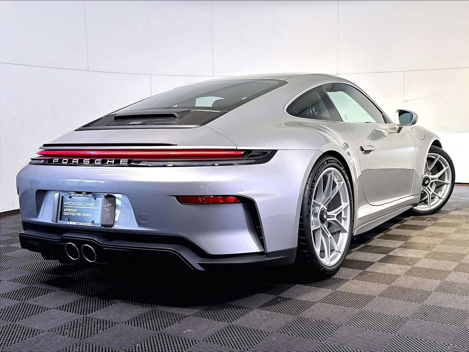Certified 2026 Porsche 911 GT3 RWD image 7