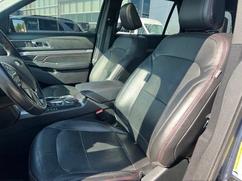 Used 2018 Ford Explorer Sport w/ Equipment Group 401A AWD/4WD image 25