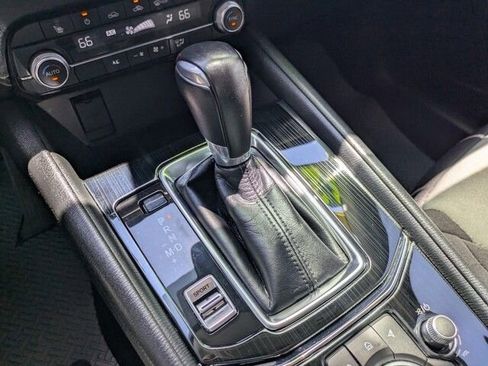 Used 2021 MAZDA CX-5 Touring image 26