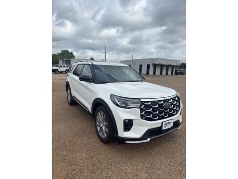 New 2026 Ford Explorer Platinum image 7