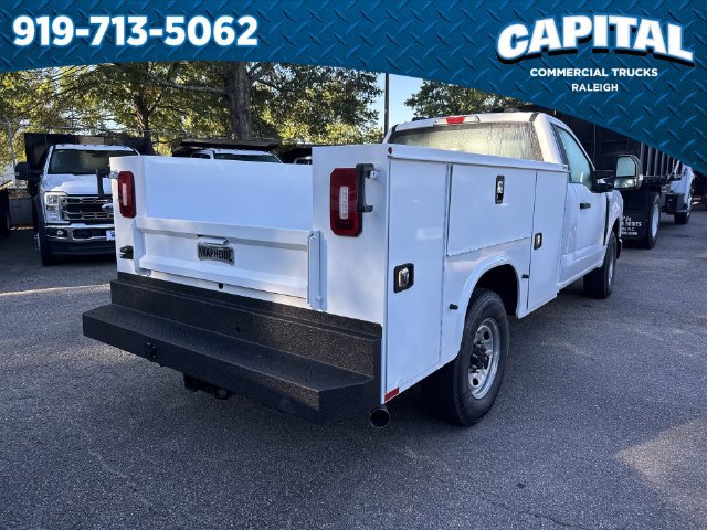 New 2027 Ford F250 XL w/ XL Chrome Package RWD image 10