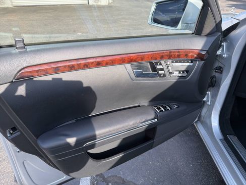 Used 2012 Mercedes-Benz S 550 image 9
