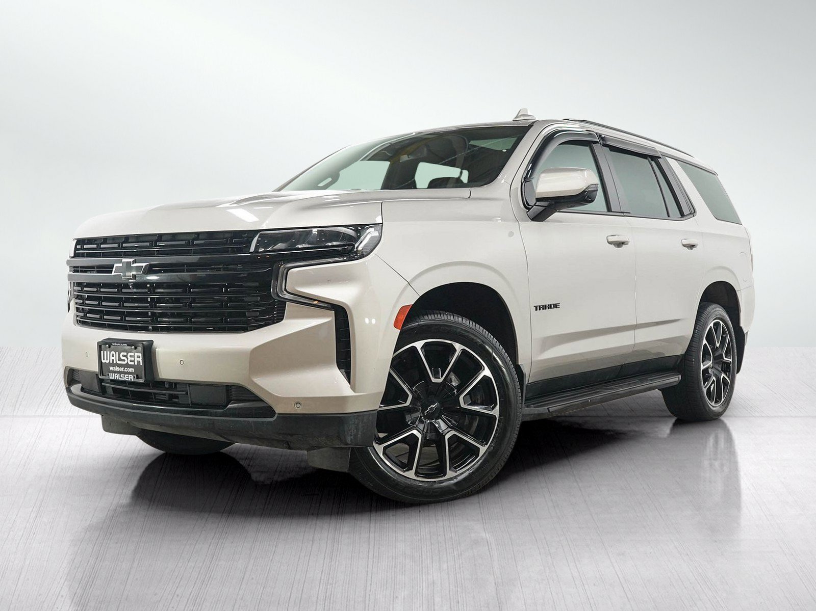 Used 2024 Chevrolet Tahoe RST w/ Luxury Package AWD/4WD image 1