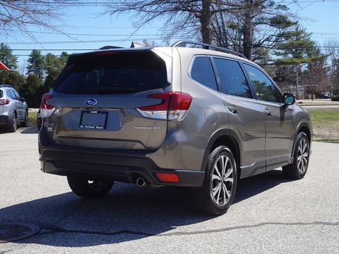 Used 2021 Subaru Forester Limited image 5