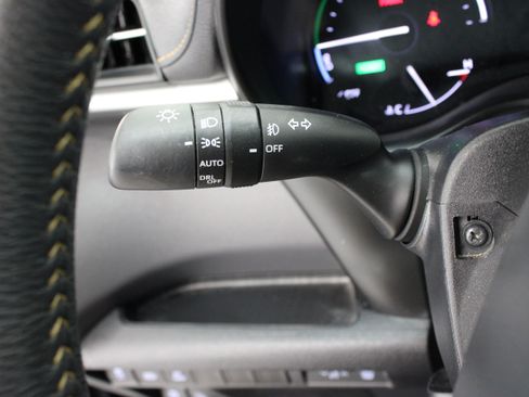 Used 2024 Toyota Sienna XLE Woodland Edition AWD/4WD image 27