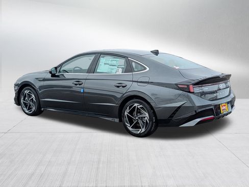 New 2026 Hyundai Sonata SEL image 3