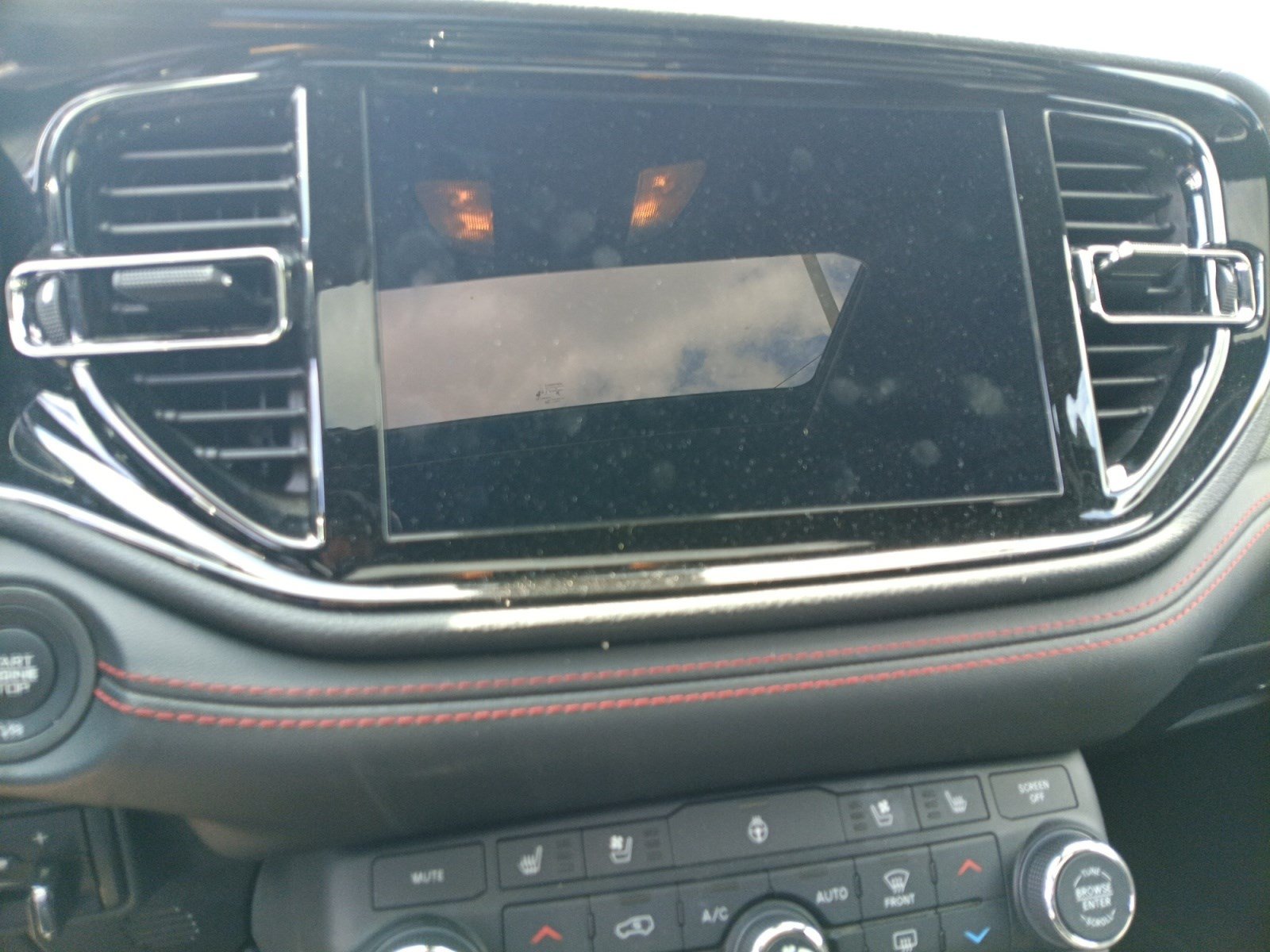 Used 2025 Dodge Durango GT AWD/4WD image 13