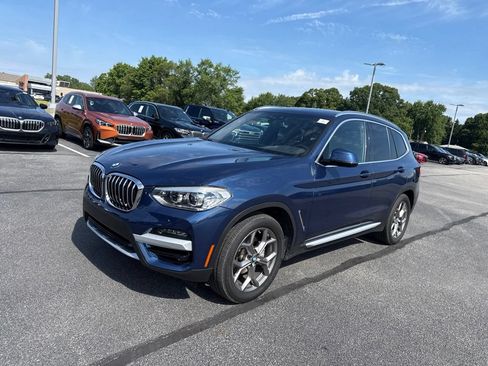 Used 2020 BMW X3 xDrive30i w/ Driving Assistance Package AWD/4WD image 3