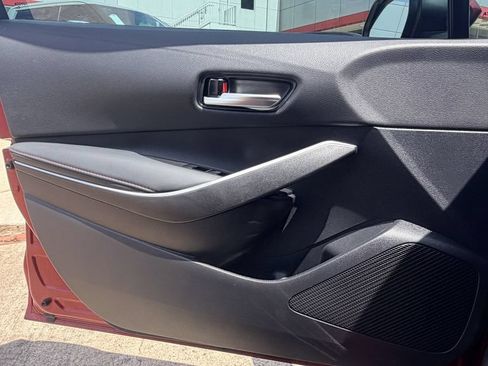 Used 2025 Toyota Corolla SE FWD image 25