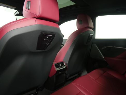 Certified 2025 BMW 530i image 17