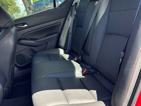 Used 2023 Nissan Altima 2.5 SR w/ SR Premium Package FWD image 17