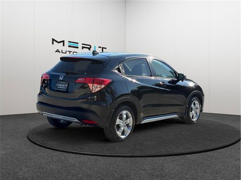 Used 2016 Honda HR-V EX-L image 9