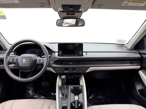 Used 2023 Honda Accord LX image 10