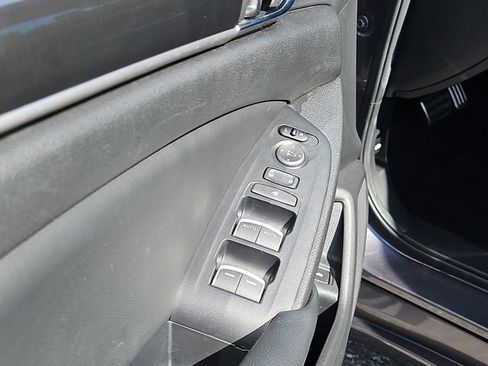 Used 2019 Honda Accord Sport image 18