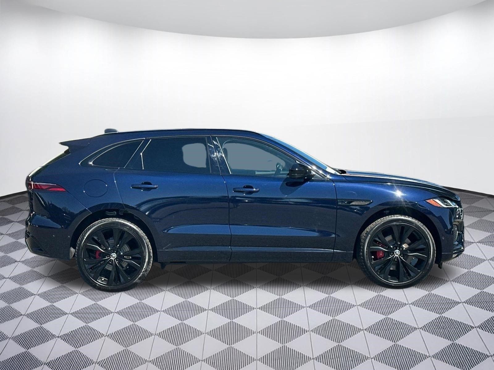 New 2026 Jaguar F-PACE R-Dynamic S AWD/4WD image 7