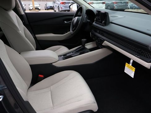 New 2025 Honda Accord LX image 7