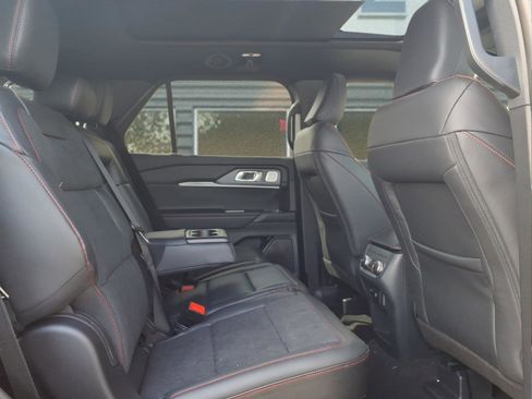 New 2026 Ford Explorer ST AWD/4WD image 6