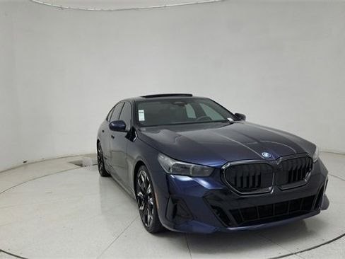 Used 2025 BMW i5 eDrive40i w/ M Sport Package image 62
