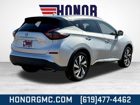 Used 2023 Nissan Murano SL image 3
