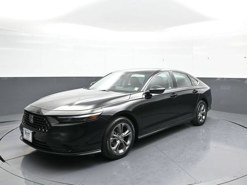 Certified 2023 Honda Accord EX image 1