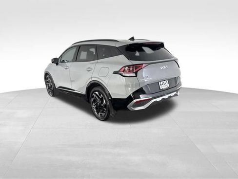 Certified 2023 Kia Sportage SX FWD image 9