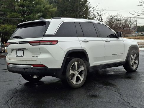 Certified 2023 Jeep Grand Cherokee Limited image 4