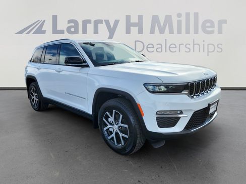 Used 2025 Jeep Grand Cherokee Limited w/ Trailer Tow Package image 7